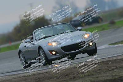 media/Dec-13-2025-OnGrid (Sat) [[98be3c0626]]/Group 2 Yellow/Sunset S4/